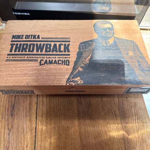 Mike Ditka Throwback Box - Brown - Picture 2 of 11